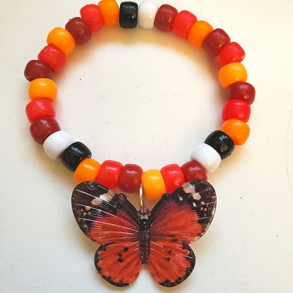 Handmade Red Butterfly Charm Kandi Bracelet - Picture 1 of 3